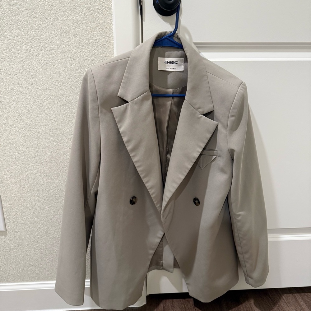 Bianca Double-Breasted Blazer - Picture 6 of 13